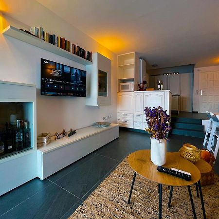 At The Ocean'S Edge Apartment Callao Salvaje Luaran gambar