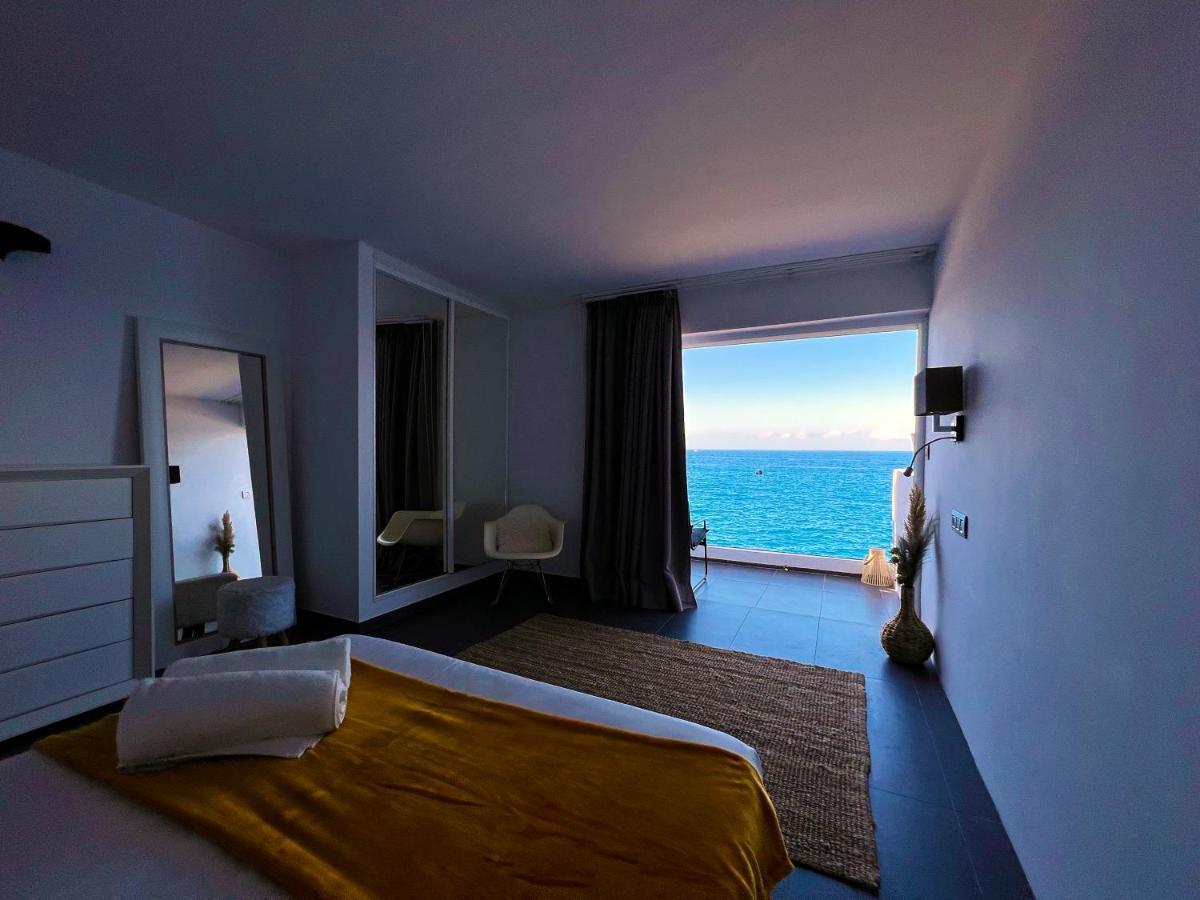 At The Ocean'S Edge Apartment Callao Salvaje Luaran gambar