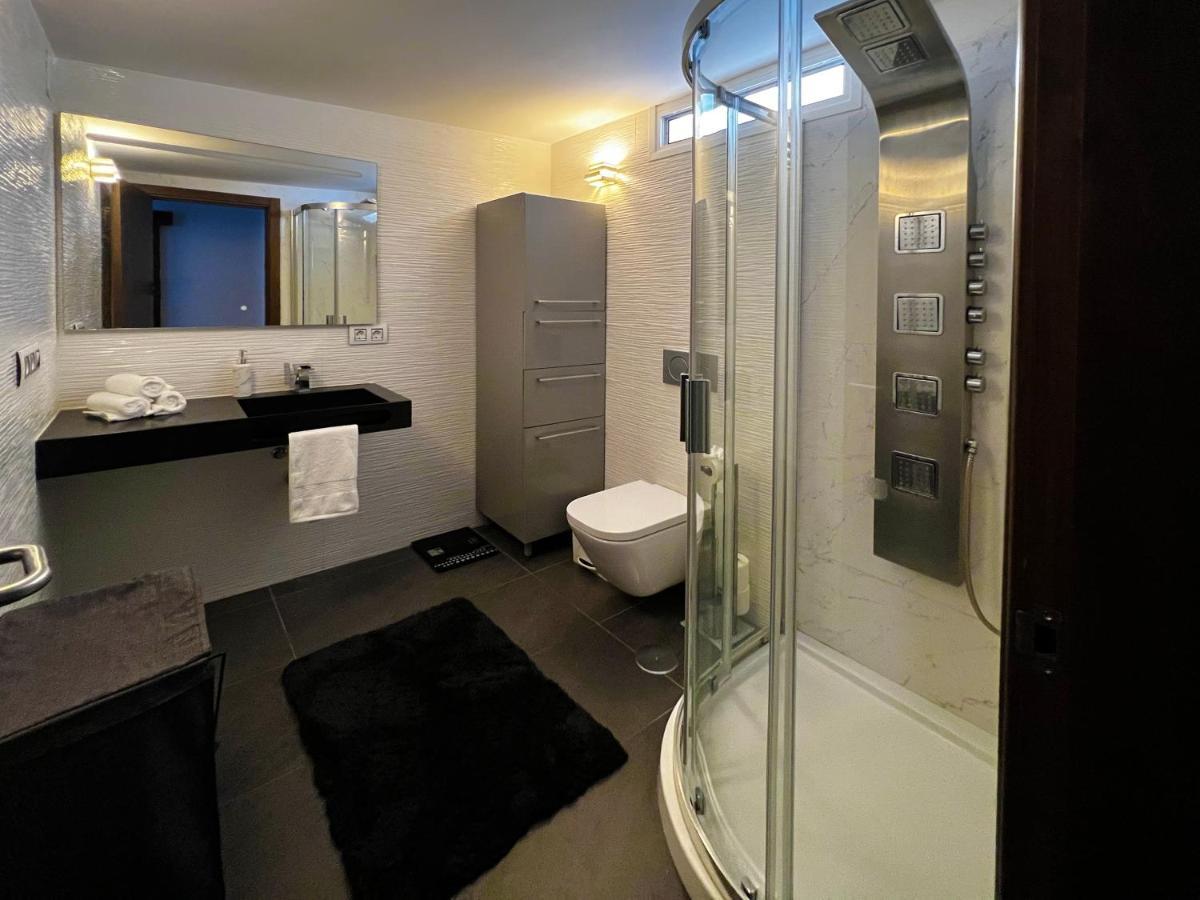 At The Ocean'S Edge Apartment Callao Salvaje Luaran gambar